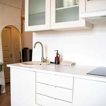 Cozy Loft Close To The Center Korter *