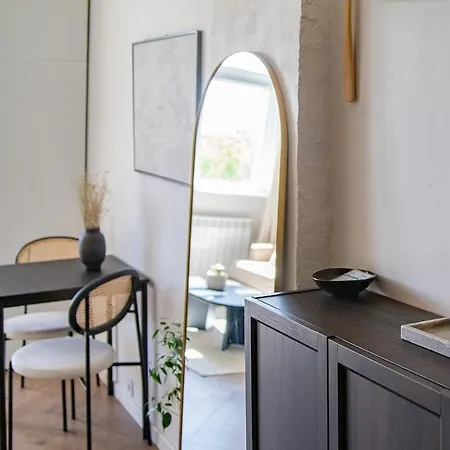 Cozy Loft Close To The Center Korter